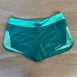 Patagonia Women’s small strider shorts 3”